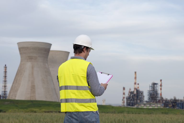 Audyt dostawcy w energetyce jądrowej – co jest sprawdzane i jak przygotować firmę przed kwalifikacją