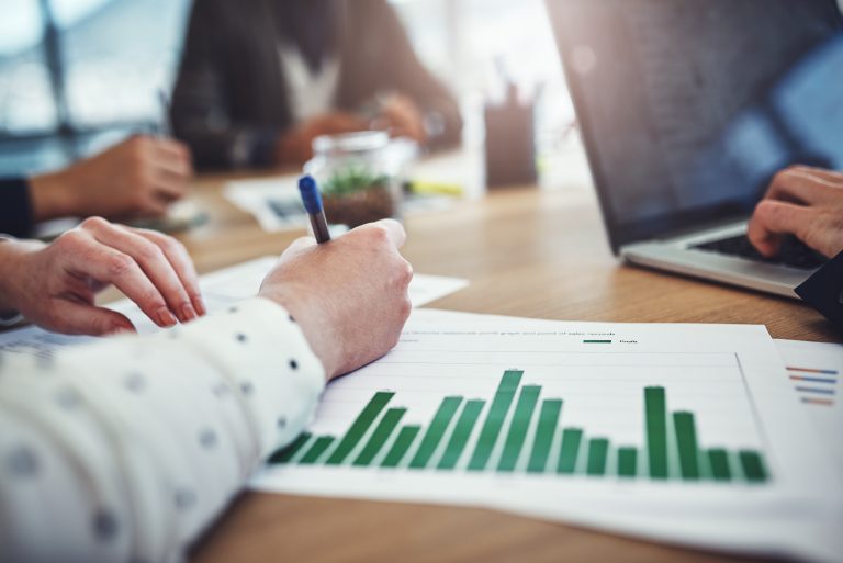 Jak zbudować procesowe KPI dla zarządu, żeby system jakości nie kończył się na tabelkach